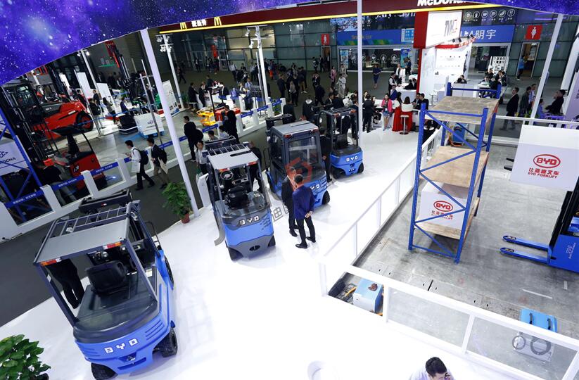 在冬季展臺(tái)搭建時(shí)需要注意那些問題？